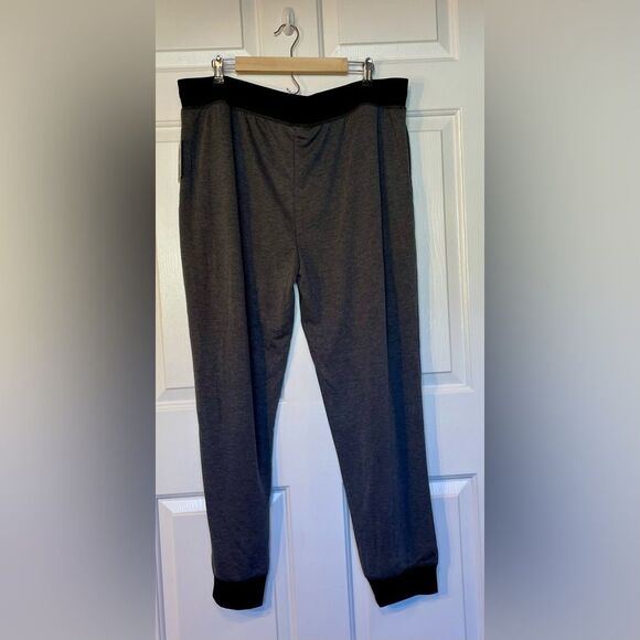 Van Heusen Pajama Pants Gray / Black Trim ButtonFly Adjustable Waist Size XL NWT - Picture 2 of 7
